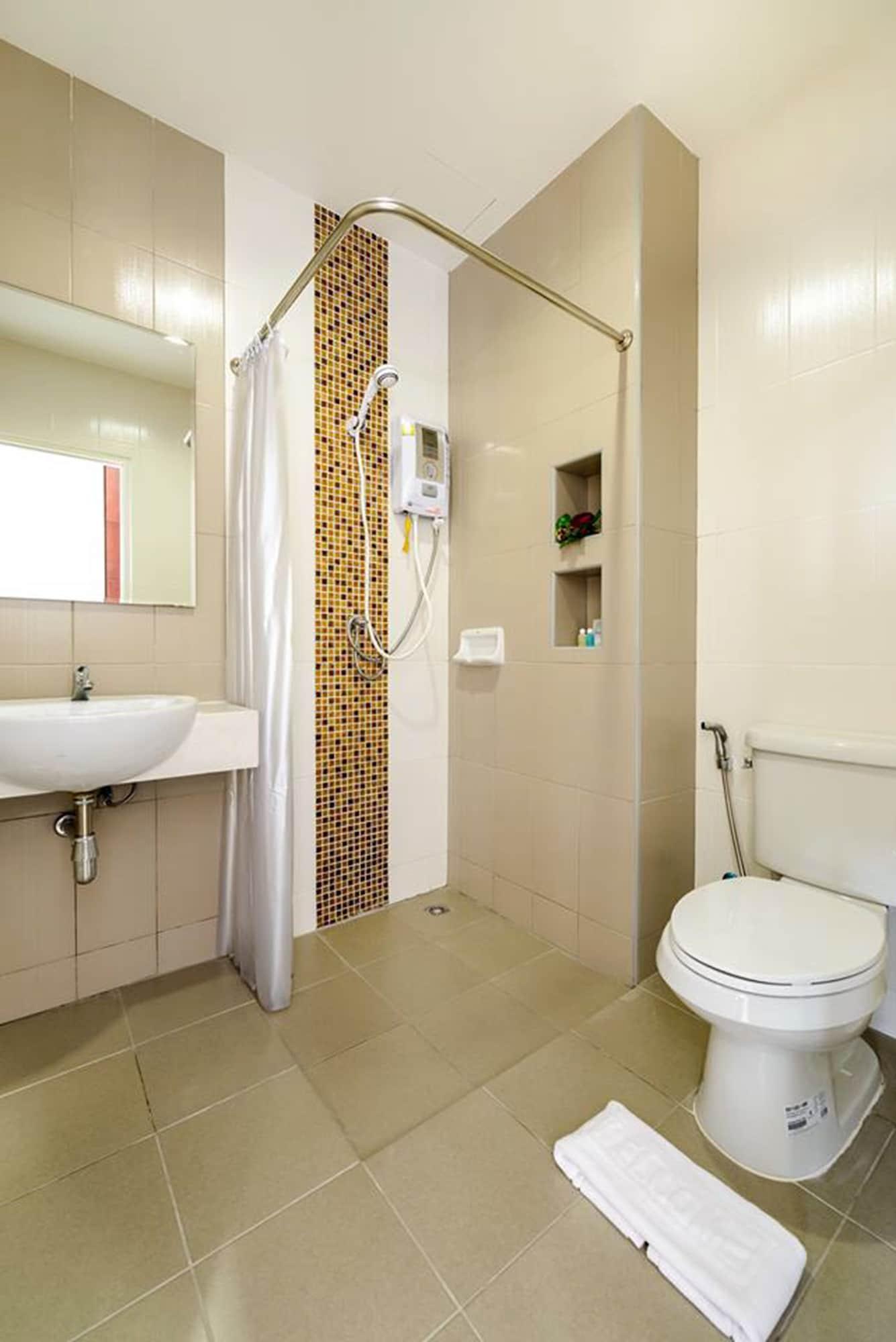 The Topaz Residence Phuket Town Εξωτερικό φωτογραφία