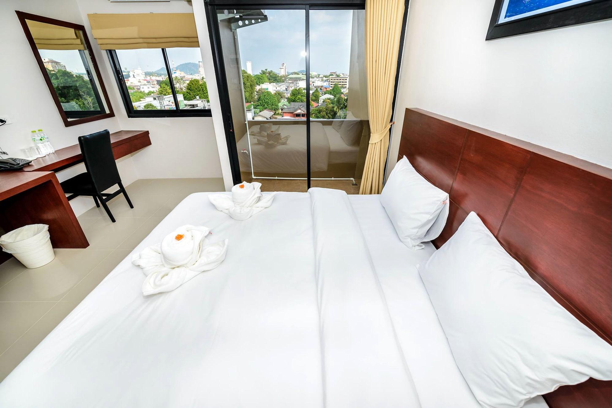 The Topaz Residence Phuket Town Εξωτερικό φωτογραφία