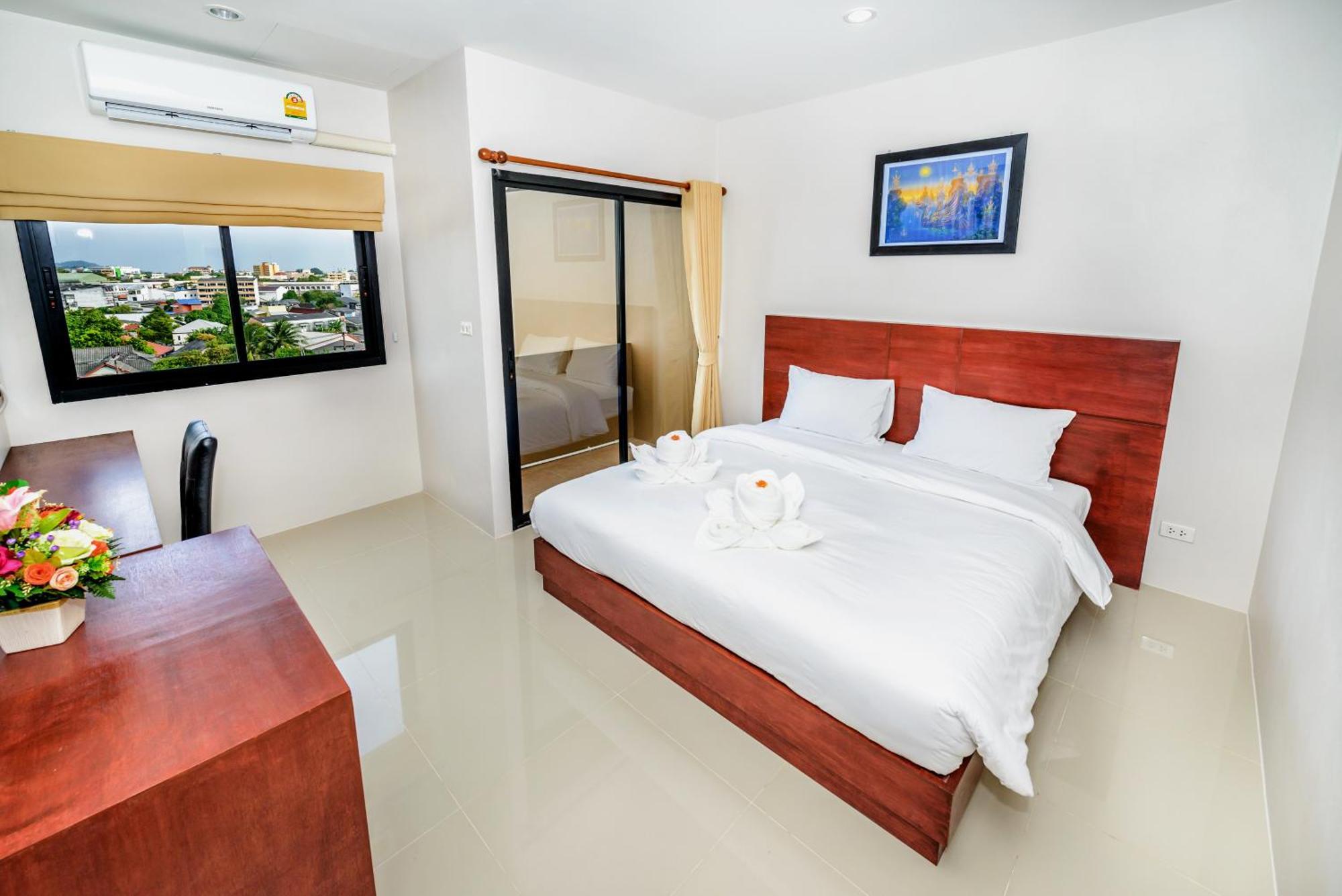 The Topaz Residence Phuket Town Δωμάτιο φωτογραφία